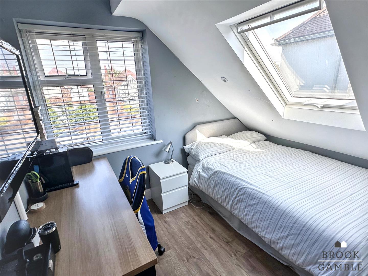 4 Bedroom House. Baldwin Avenue in Eastbourne, East Sussex 25